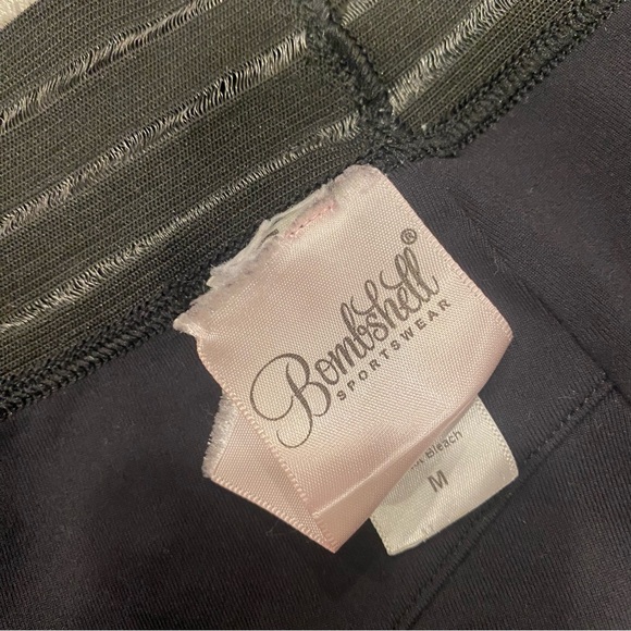 Bombshell Sportswear Black Mesh Sports Bra Medium - Picture 4 of 5